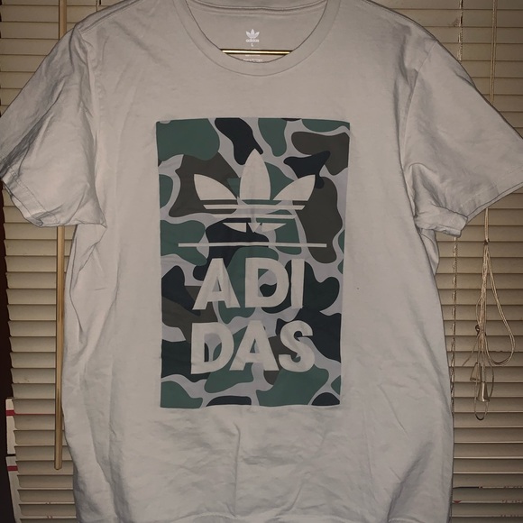 Adidas double sided graphic T-shirt camouflage size L - Picture 4 of 7